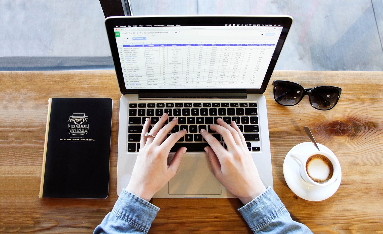 Welche digitalen Tools verbessern unsere Produktivität im Homeoffice?