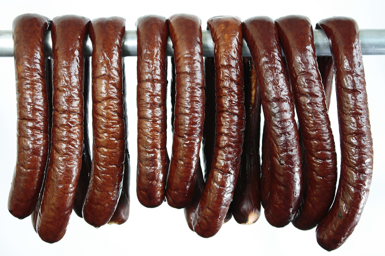 entdecken sie die vielfältigen geschmäcker und traditionen rund um die wurst. von herzhaften bratwürsten bis hin zu feinen lyoner, unsere auswahl begeistert jeden wurstliebhaber. erfahren sie mehr über die herstellung und die besten serviervorschläge.